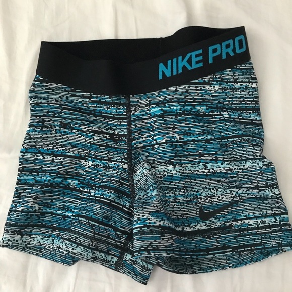 Nike Pants - Nike Pro spandex shorts